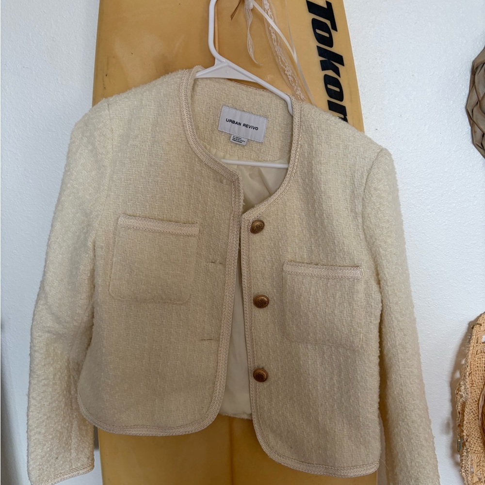 Urban Revivo Cream Women's Blazer